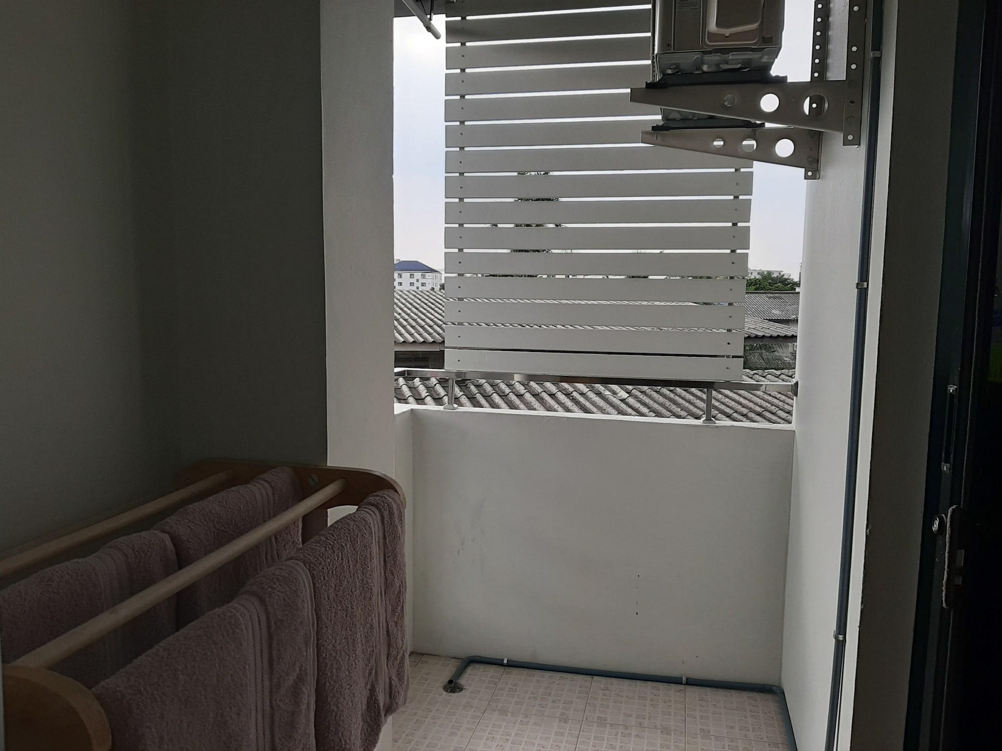 Vanlisut Hotel Ngamwongwan Nonthaburi Luaran gambar