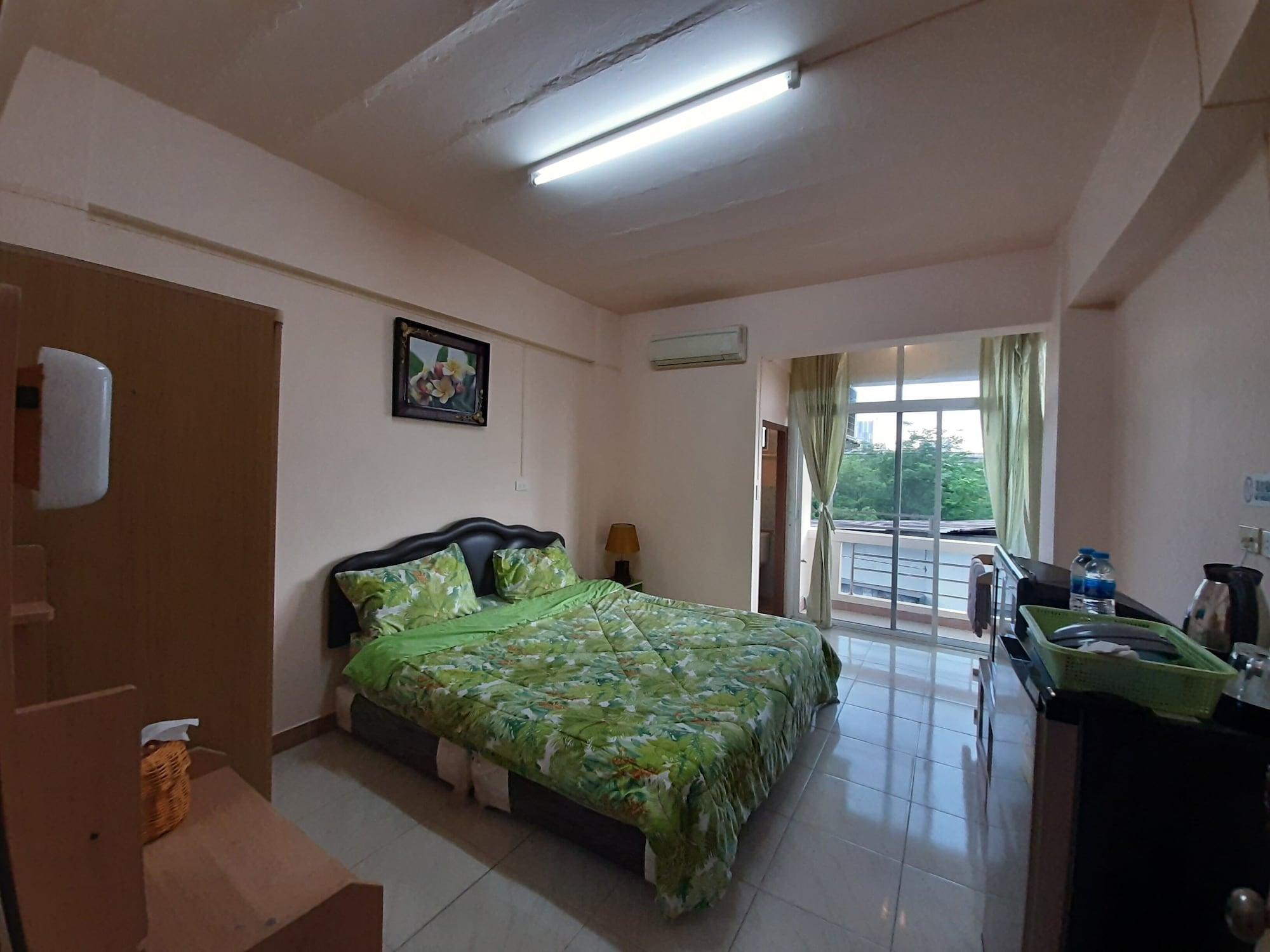 Vanlisut Hotel Ngamwongwan Nonthaburi Luaran gambar