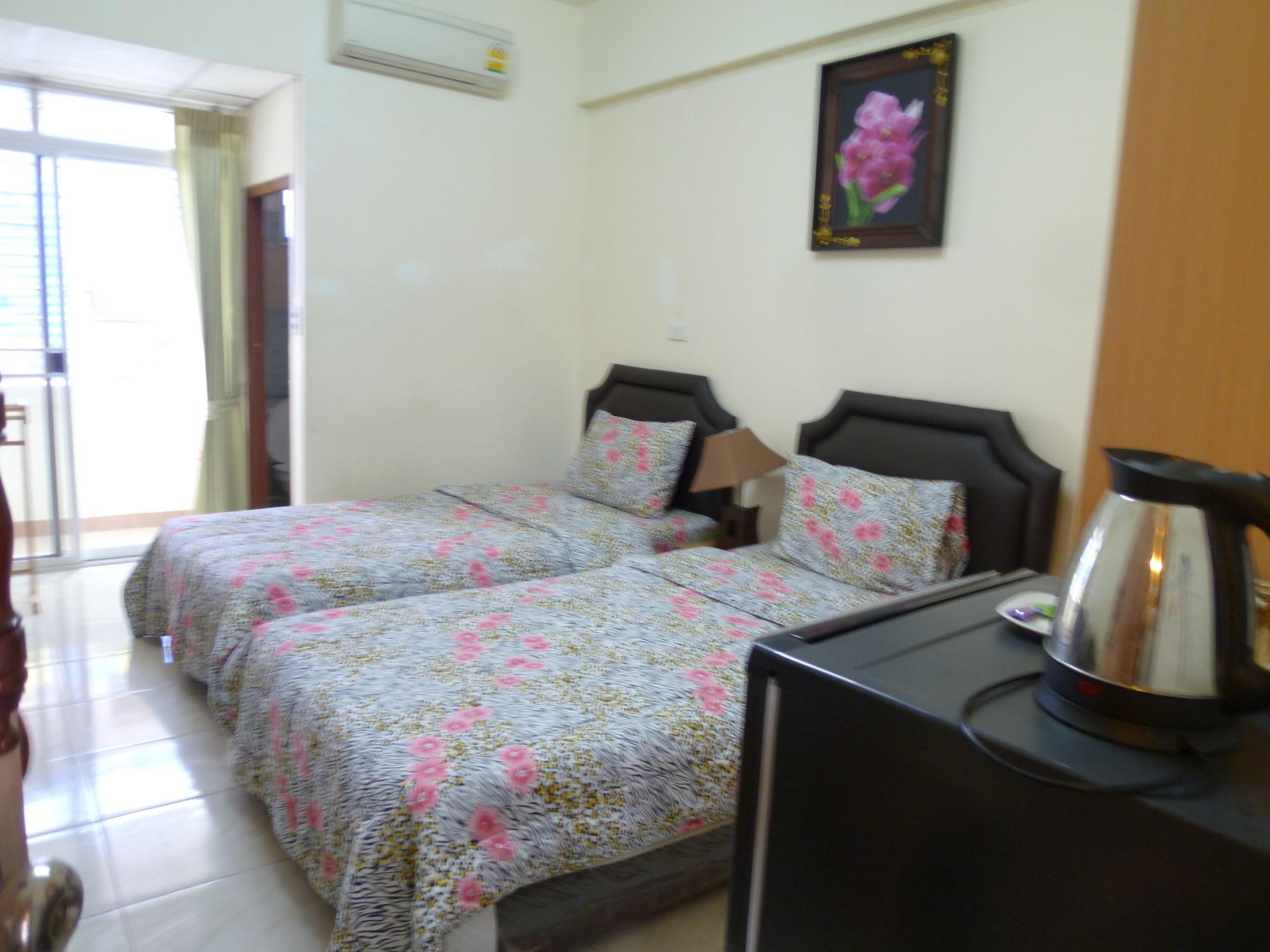 Vanlisut Hotel Ngamwongwan Nonthaburi Luaran gambar