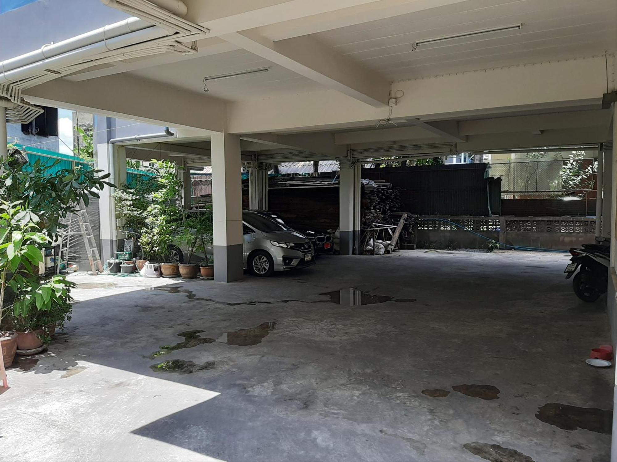Vanlisut Hotel Ngamwongwan Nonthaburi Luaran gambar