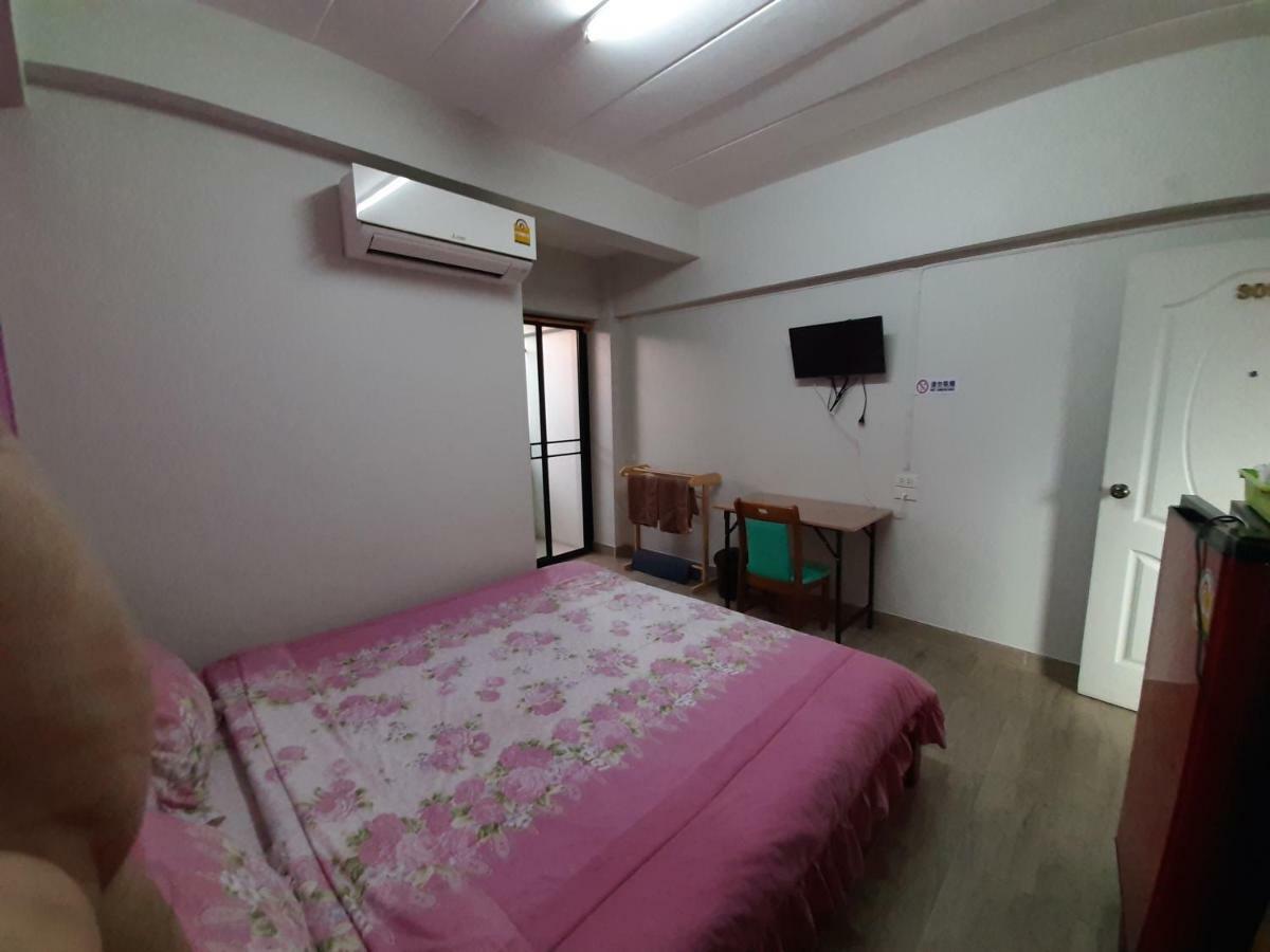 Vanlisut Hotel Ngamwongwan Nonthaburi Luaran gambar