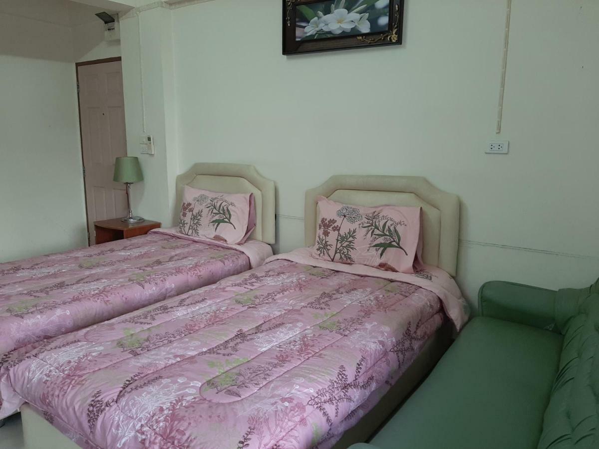 Vanlisut Hotel Ngamwongwan Nonthaburi Luaran gambar