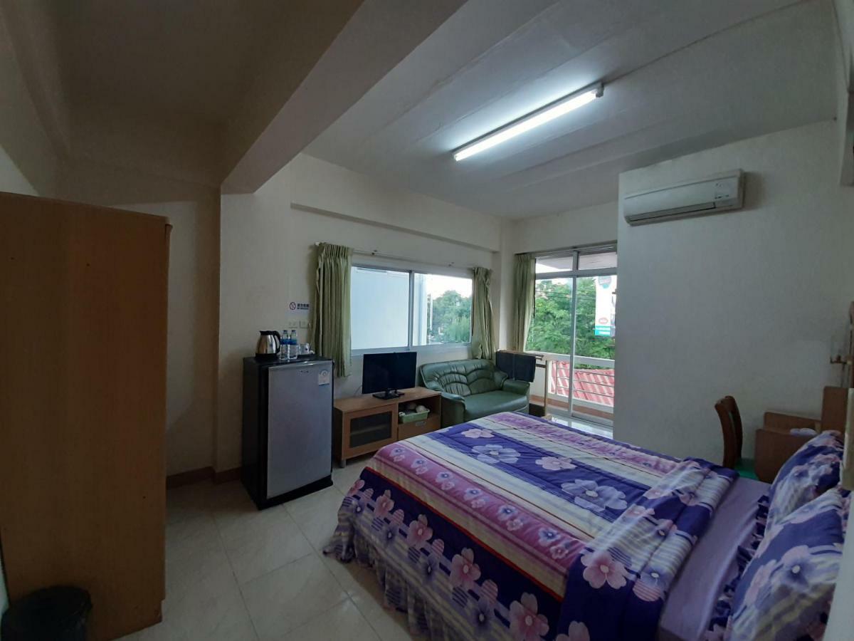 Vanlisut Hotel Ngamwongwan Nonthaburi Luaran gambar