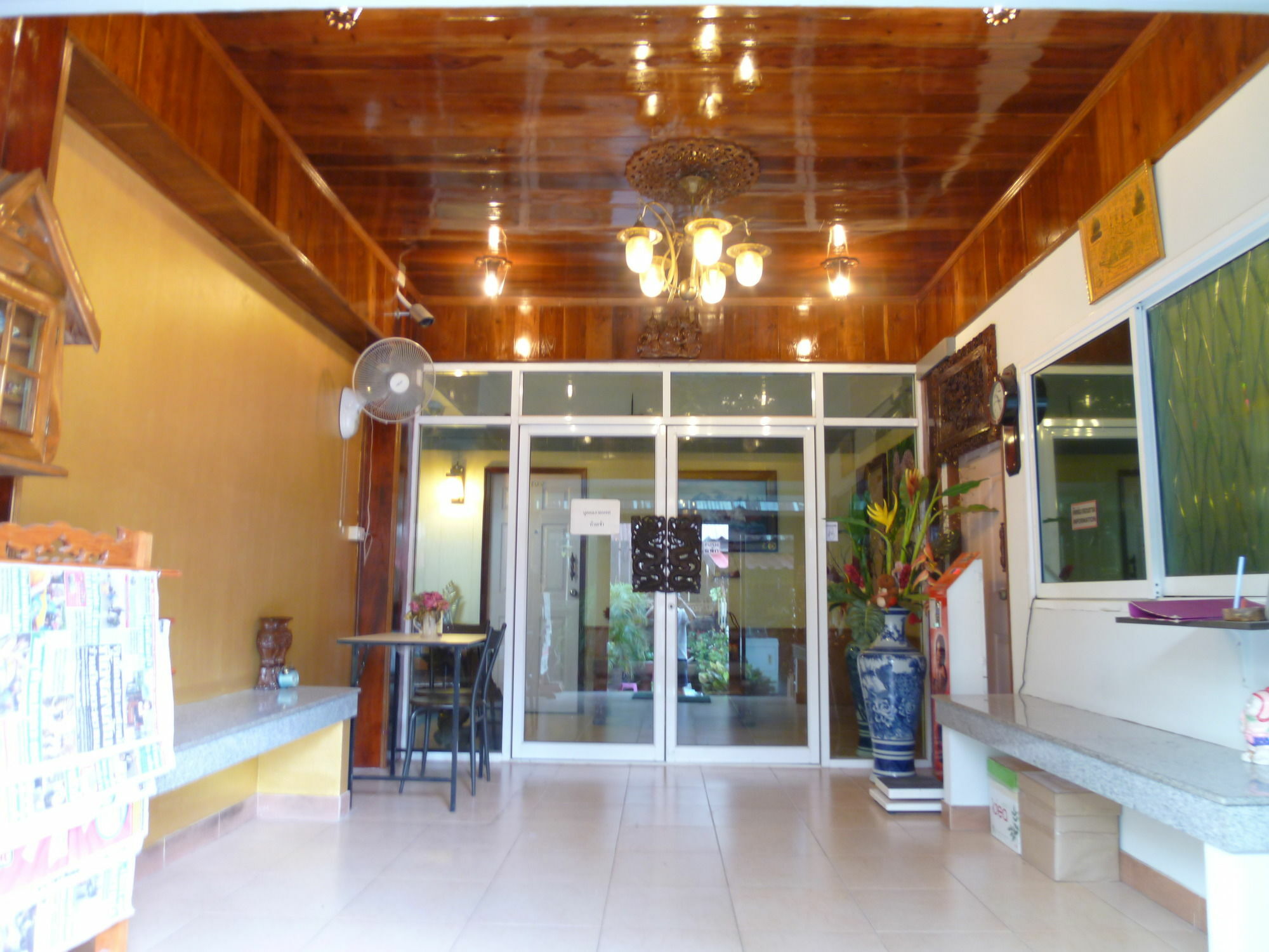 Vanlisut Hotel Ngamwongwan Nonthaburi Luaran gambar