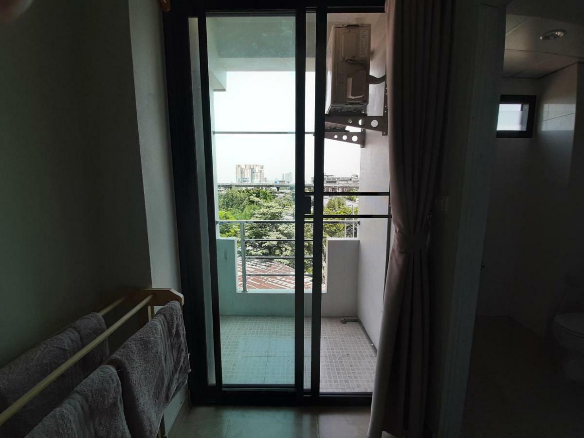 Vanlisut Hotel Ngamwongwan Nonthaburi Luaran gambar